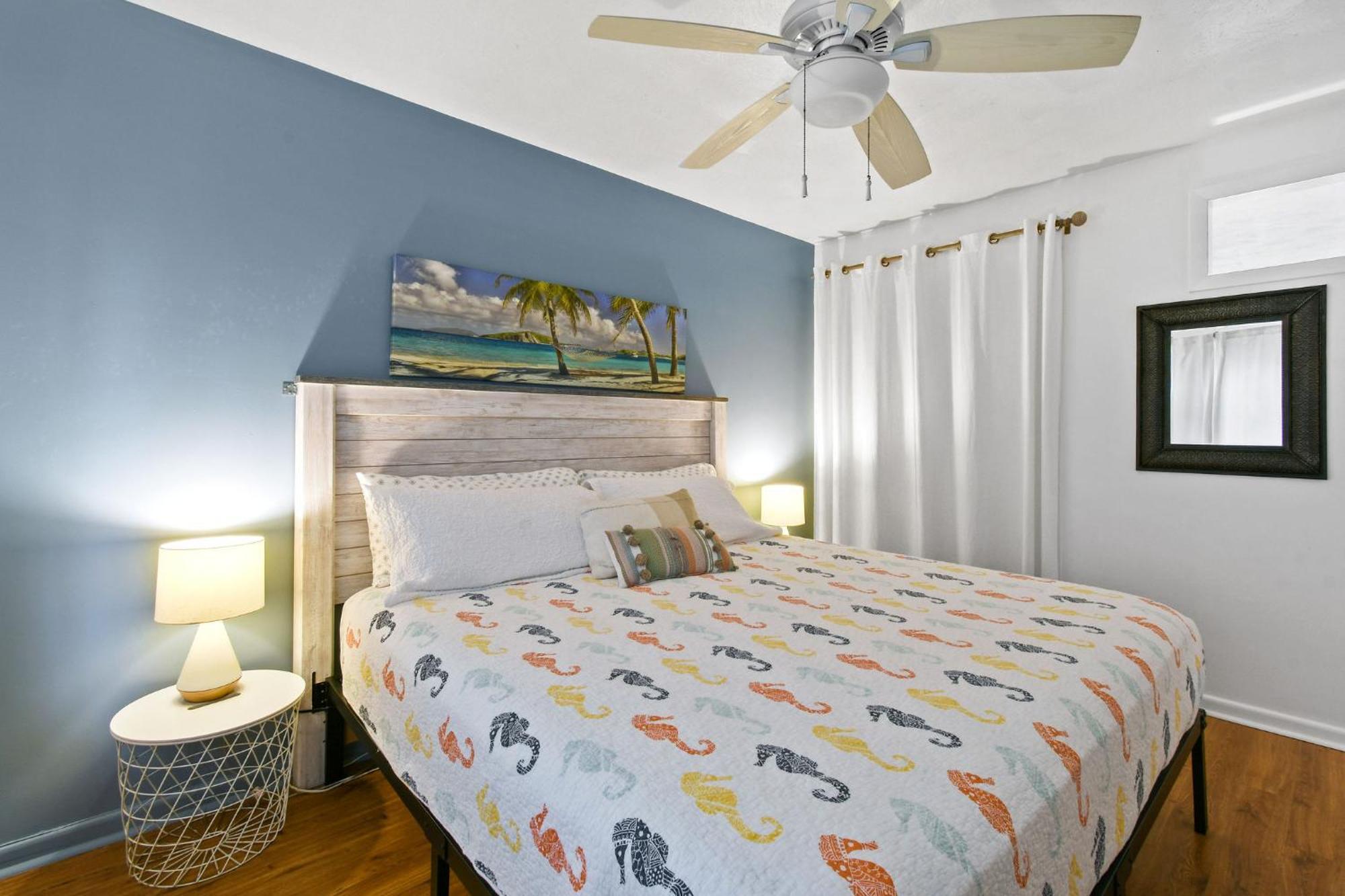 Sunshine Shores Boutique Apartments Palm Beach Shores Exterior foto